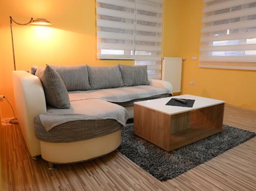Mb Apartments ยาโกดินา ภายนอก รูปภาพ